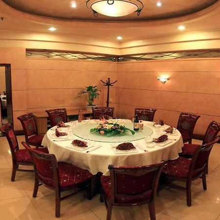 Lanzhou Hualian Hotel Esterno foto