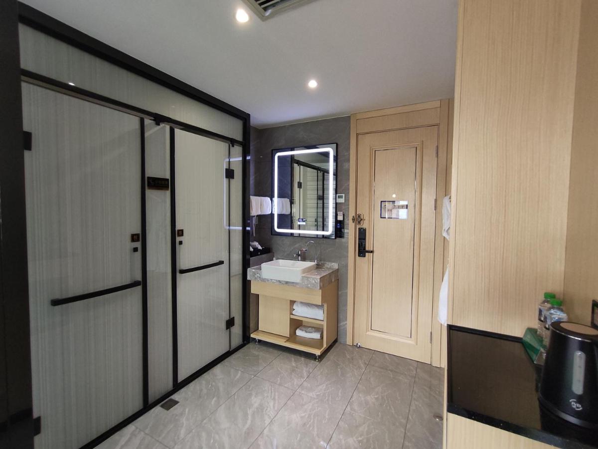 Lanzhou Hualian Hotel Esterno foto