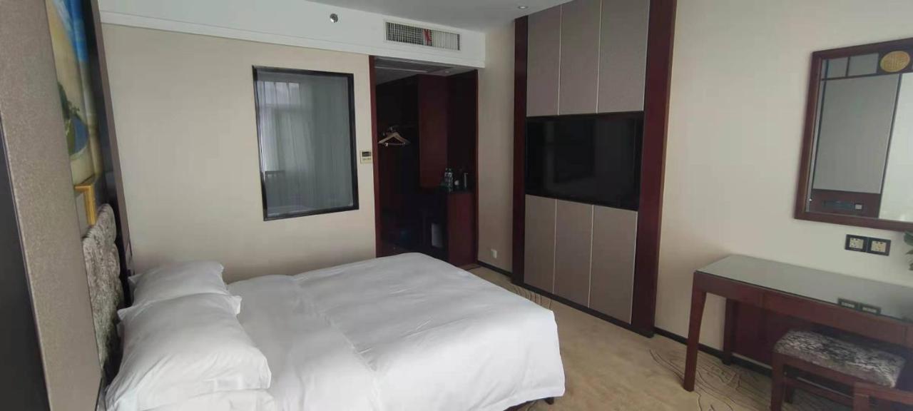 Lanzhou Hualian Hotel Esterno foto