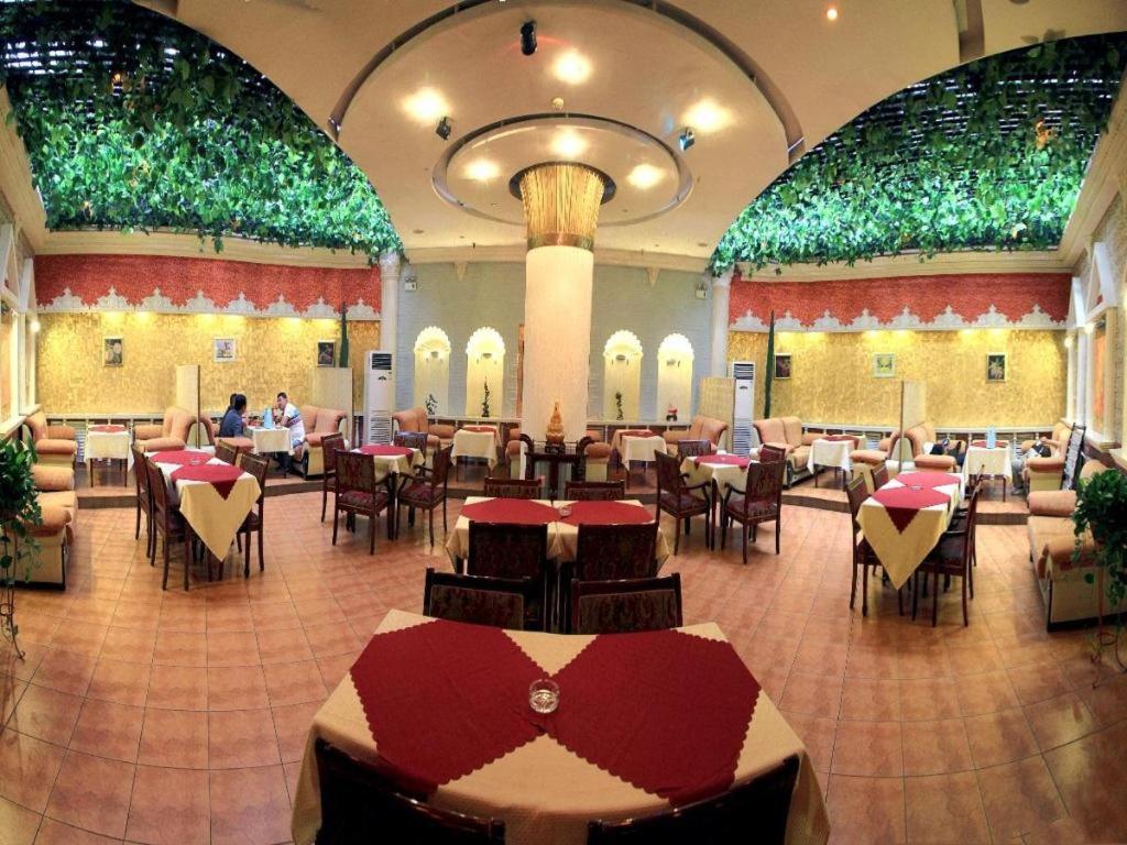 Lanzhou Hualian Hotel Esterno foto